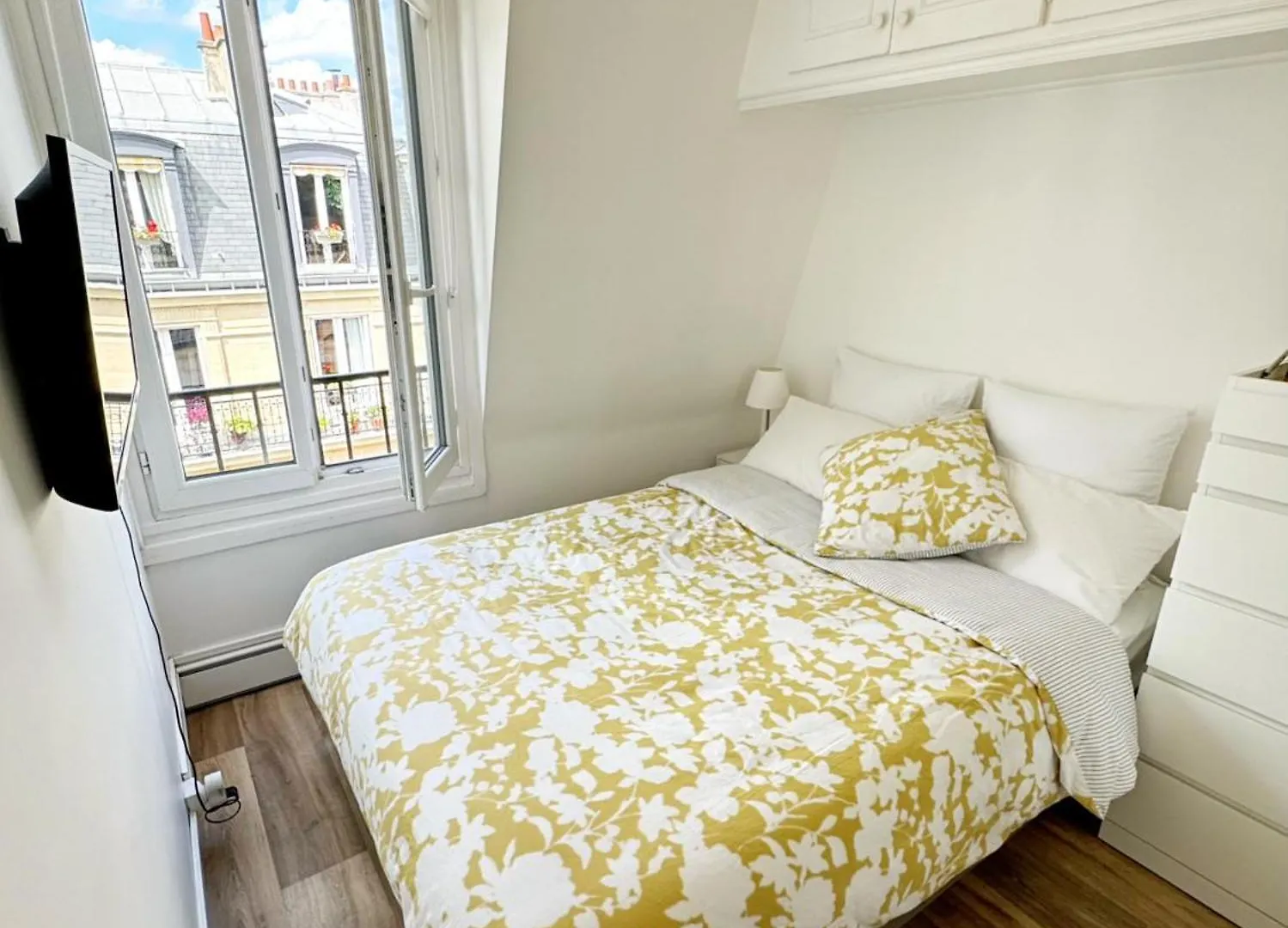 Apartment Cosy Au Coeur Du 17eme *